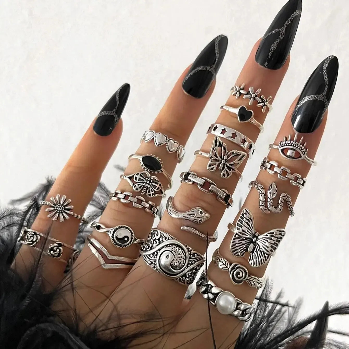 21pcs Set Punk Style Butterfly Heart And Tai Chi Design Multi-element Snake Rings Set